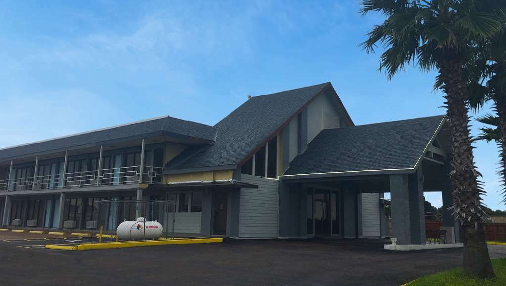 Sunset Inn Flatonia By Magnuson Worldwide Esterno foto